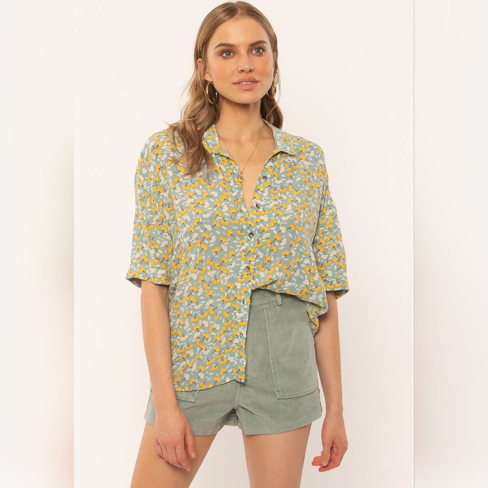 Amuse Society Miaou Short Sleeve Woven Blouse